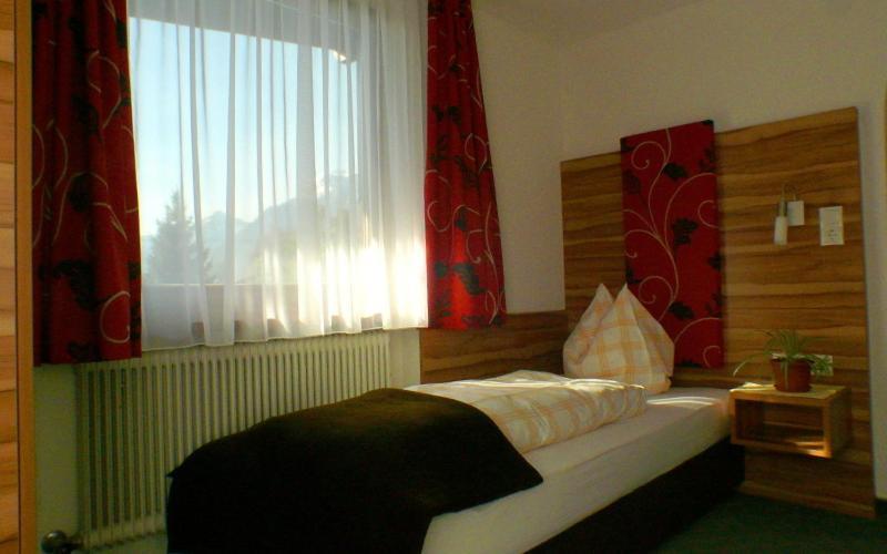 Radfeld Gasthof Pension Alpenblick חדר תמונה