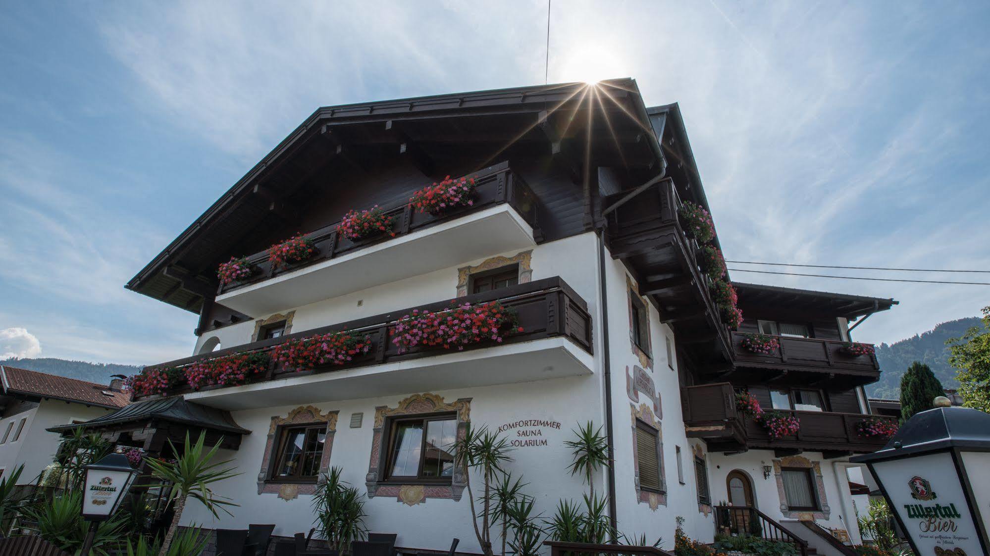 Radfeld Gasthof Pension Alpenblick מראה חיצוני תמונה
